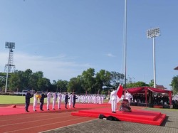 Isak Tangis Warnai Upacara HUT RI di Solo Saat Merah Putih Gagal Berkibar