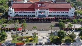 Semarak HUT Kemerdekaan Indonesia ke-77 di Surabaya