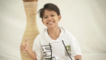 Viral Jadi Artis, Berapa Tarif Nyanyi Farel Prayoga?