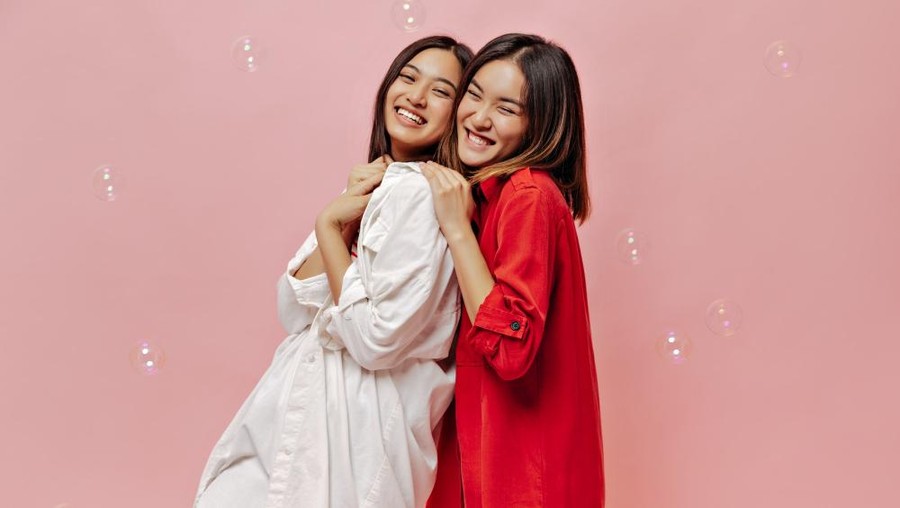 Aries merupakan sosok yang penuh energi dan berusaha selalu menebarkan energi positif pada sahabatnya/Foto: freepik.com/lookstudio