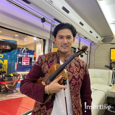 Rilis 'Sepasang Mata Bola', Iskandar Widjaja Gabungkan Biola dengan Gamelan