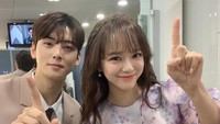 <p>Untuk hubungan di level 3 hingga 5, diisi oleh orang-orang yang cukup dikenal secara umum, tak bergitu dekat, dan asing. "Orang-orang yang saya kenal dan disapa saat sedang berlari, mereka masuk dalam tingkat 3. Orang yang saya kenal, seperti saya tahu nama mereka tetapi saya belum banyak berbicara dengan mereka secara langsung, mereka adalah tingkat 4. Orang asing adalah level 5," paparnya. (Foto: Instagram @clean_0828)<br /><br /><br /></p>