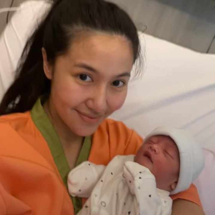 <p>Libra melahirkan pada Minggu (31/7/2022). Anak laki-laki keduanya itu diberi nama Admiralkin Musa. Kini Libra sudah menjadi Bunda dua anak yang menggemaskan nih. Foto: Instagram @libraakila</p>