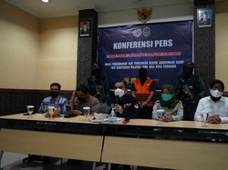 Rumah Pedagang Satwa di Sidoarjo Digerebek, Ribuan Burung Dilindungi Disita