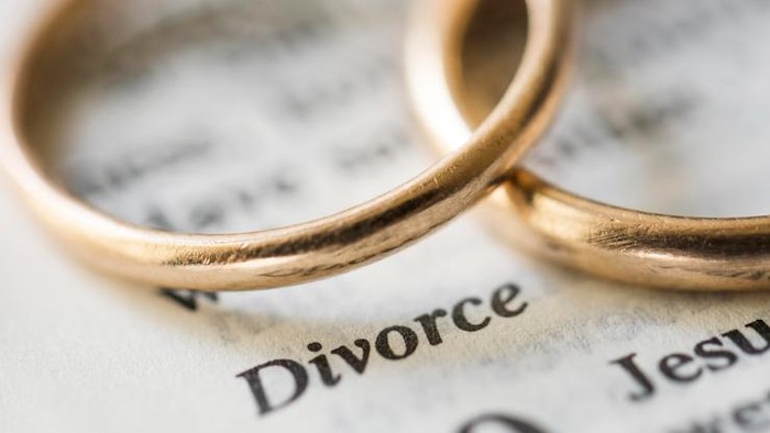 4 Hal Penting yang Perlu Dipahami di Balik Stigma Perempuan Karier Masa Kini Mudah 'Bilang' Cerai