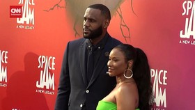 VIDEO: Lakers Perpanjang Kontrak, Lebron Pemain Termahal NBA