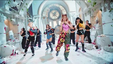 Lirik Terjemahan dan Makna Lagu BLACKPINK 'Pink Venom'