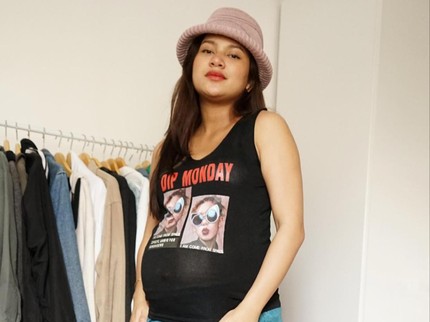 7 Potret Indah Permatasari Jelang Persalinan, Cantik Alami Bun