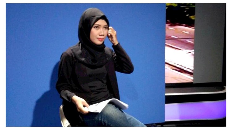 Lebih Dekat dengan Winda Utami, Juru Bicara Isyarat HUT RI yang Viral Lebih Dekat dengan Winda Utami, Juru Bicara Isyarat HUT RI yang Viral