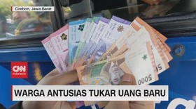 VIDEO: Warga Antusias Tukar Uang Baru