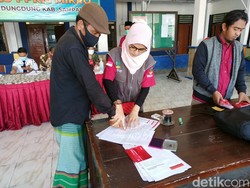 Saldo Penerima Bantuan PKH di Sampang Kosong Usai ATM Diserahkan ke Pendamping