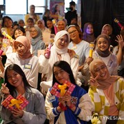 Event 'Comeback' Bersama Lip Tint Terfavorit, Emina Glossy Stain! Simak Keseruannya di Sini!