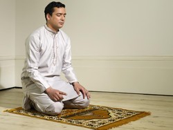 Niat Sholat Nisfu Syaban Lengkap Tata Cara dan Waktu Pelaksanaannya