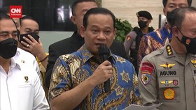 VIDEO: Ini Polisi Yang Diduga Terlibat Hilangkan CCTV Rumah FS