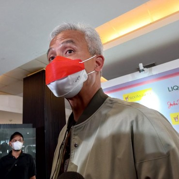 Ayah Mertua Arumi Bachsin Meninggal, Ganjar Pranowo Sampaikan Doa