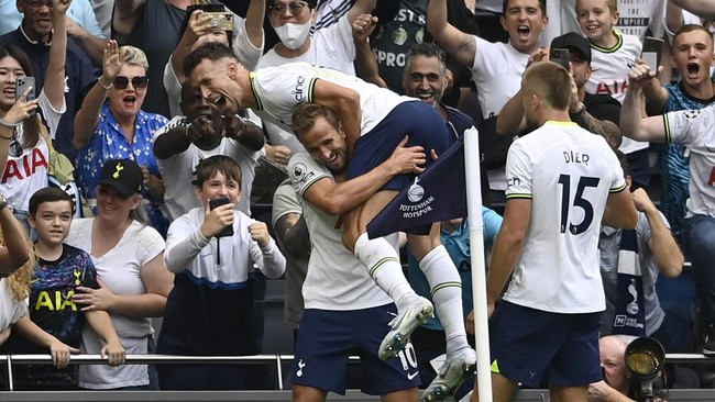 Harry Kane sukses mengantar Tottenham Hotspur menang 1-0 atas Wolves pada lanjutan Liga Inggris di London, Sabtu (20/8).