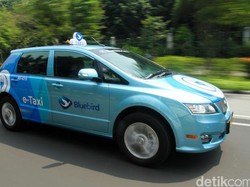 Akhir Cerita Sopir Blue Bird yang Lecehkan Bule Rusia: Dipecat!