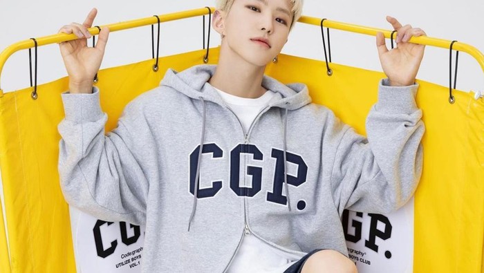 img-title Jaga Kesehatan sama Pentingnya dengan Penampilan, Hoshi SEVENTEEN Tunjukkan Isi Tas Kesehariannya