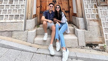 MAUDY AYUNDA DAN SUAMI JALAN-JALAN KE KOREA