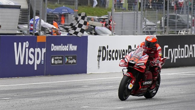 Francesco Bagnaia takut dijewer Valentino Rossi setelah menolak masukan The Doctor sebelum meraih kemenangan di MotoGP Austria 2022, Minggu (21/8).