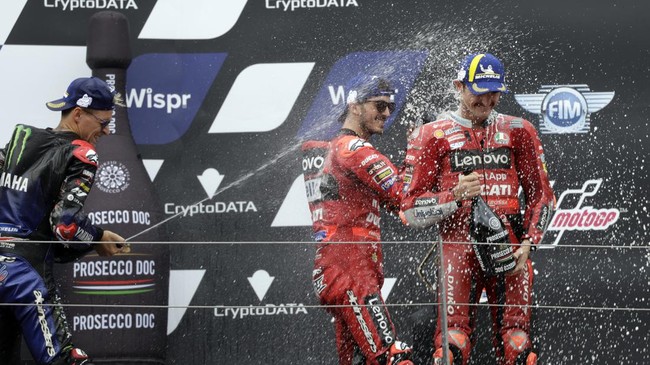 Francesco Bagnaia menyamai rekor Valentino Rossi dan Casey Stoner sekaligus setelah menang MotoGP Austria 2022.