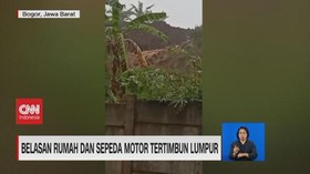VIDEO: Belasan Rumah dan Sepeda Motor Tertimbun Lumpur