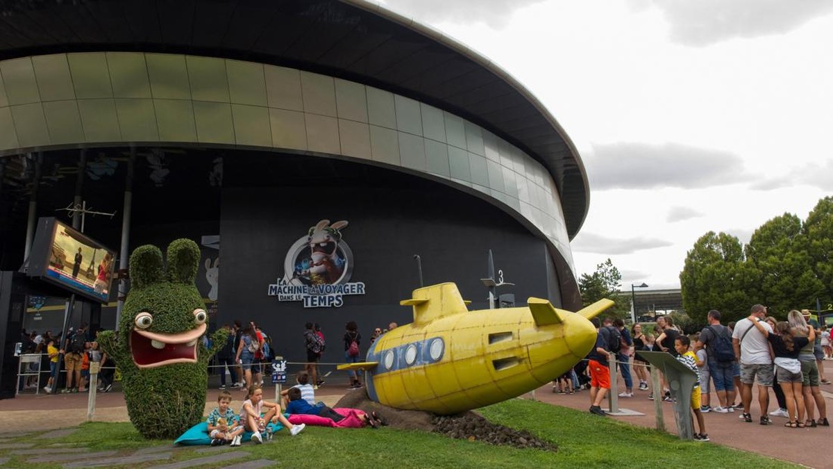 FOTO: Mengejar Tornado dan Misi ke Mars di Taman Futuroscope Prancis