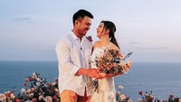 7 Potret Jessica Mila Dilamar Yakup Hasibuan di Bali, Romantis Bikin Baper