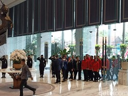 Puan Maharani Tiba di NasDem Tower untuk Bertemu Surya Paloh