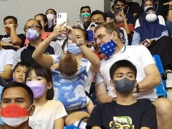 Nganggur Usai Mundur Dari Persib, Robert Kepergok Asyik Nonton IBL