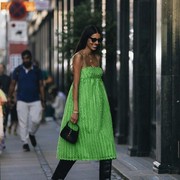 Potret Street Style Copenhagen Fashion Week, OOTD Musim Panas Paling Stylish!