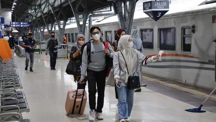 Suasana stasiun kereta api kawasan Jakarta (Dok PT KAI)