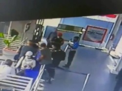 KAI: Penumpang Singkap Jilbab Petugas di Bogor gegara Ditolak Naik KA
