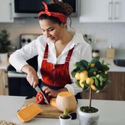 Jadi Idaman Mertua, 4 Zodiak Ini Ternyata Punya Bakat Terpendam Jago Masak Lho!
