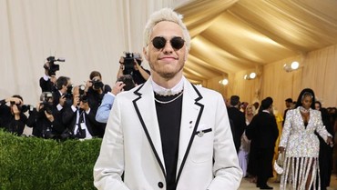 Pete Davidson Kembali Alami Kecelakaan Mobil
