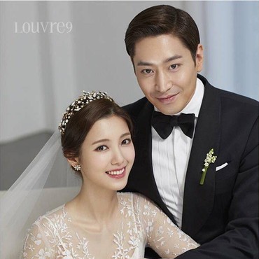 Selamat! Eric Shinhwa dan Na Hye Mi Dikaruniai Anak Pertama