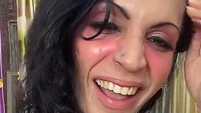 Foto Kak Jill viral di media sosial.