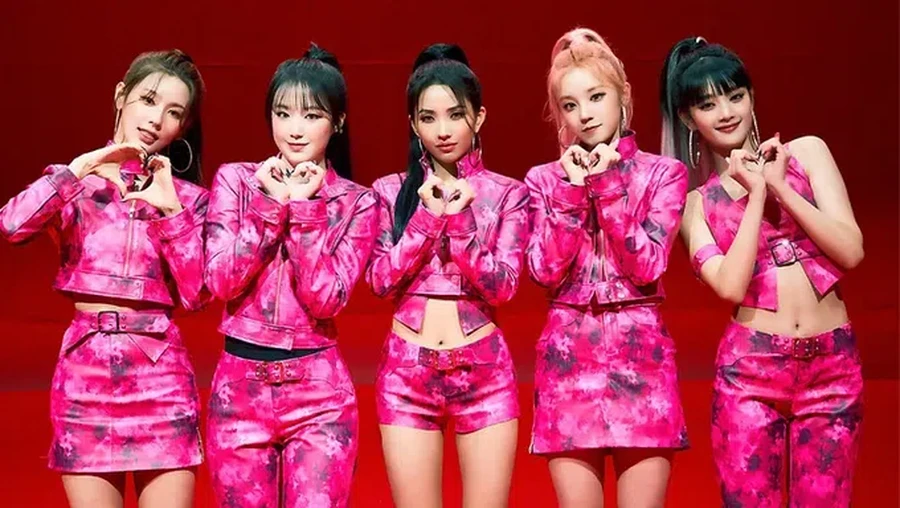g-idle (G)-IDLE