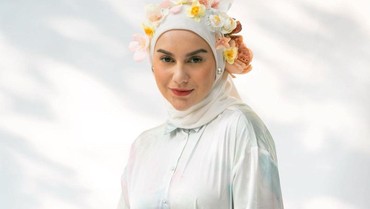 img-title Lahiran Operasi Caesar, Irish Bella Pamer Bisa Jalan dan Gendong Putri