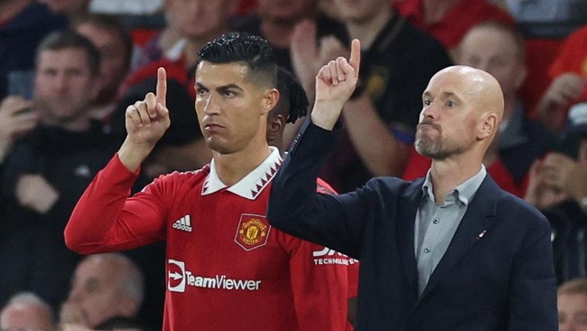 Mantan pelatih Timnas Indonesia U-23 Foppe de Haan sepakat soal cara kejam Erik ten Hag dalam menangani Cristiano Ronaldo di Manchester United.