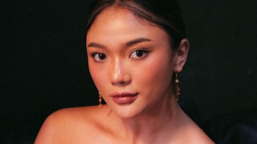 img-title Tanggapi Hujatan Netizen ke Fuji, Marion Jola: Magrib Itu Indah Banget