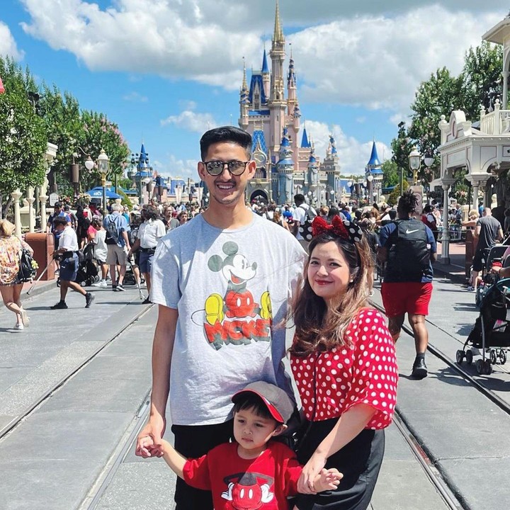 <p>Pada Mei lalu, Tasya dan Randi serta Arrasya menghabiskan waktu untuk liburan di bulan Ramadan bersama di New York. (Foto: Instagram @tasyakamila)</p>