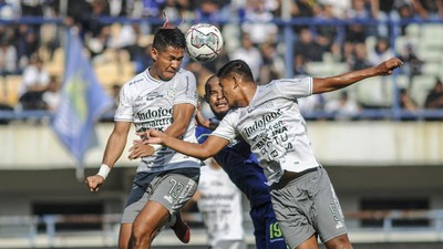 img-title Link Live Streaming Bali United vs Dewa United di Liga 1