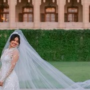 Terlihat Klasik dan Elegan, Ini Daftar Selebriti yang Kenakan Gaun Pengantin Rancangan Ralph Lauren