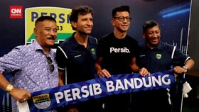 VIDEO: Persib Bandung Kontrak Luis Milla 2 Tahun