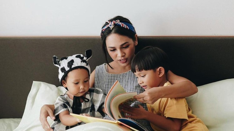 Tips Pilih Popok ala Andien Aisyah