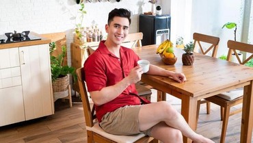 img-title Terungkap, Aurel Hermansyah Sempat Pacaran dengan Verrell Bramasta