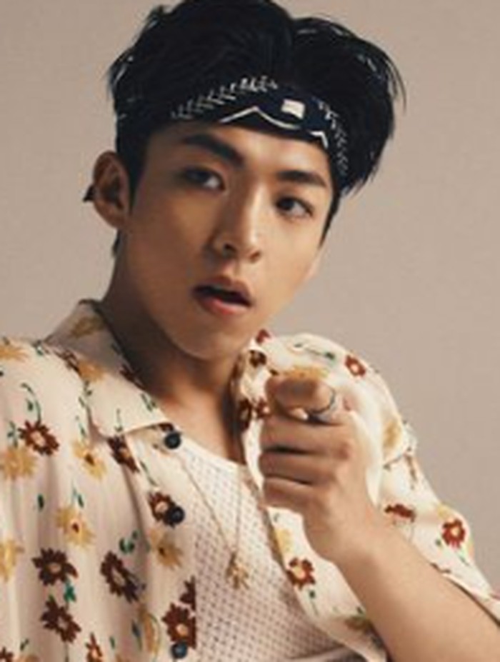 Lucunya, keluarga Joo Jung Hyuk sendiri sampai memberi komplain kepada tokoh Kwon Min Woo untuk berhenti menjadi 'orang jahat' selama drama tersebut tayang./ foto: instagram.com/joojong_