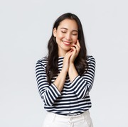 Benarkah Perempuan Jadi Semakin Menarik Saat Jatuh Cinta? Berikut Penjelasannya