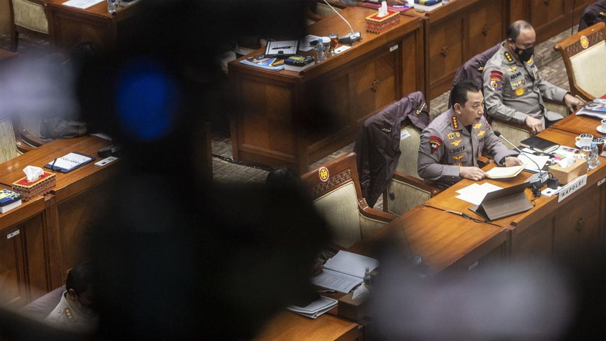 Kapolri Singgung Peristiwa Agustus Kelabu saat Rapat dengan DPR